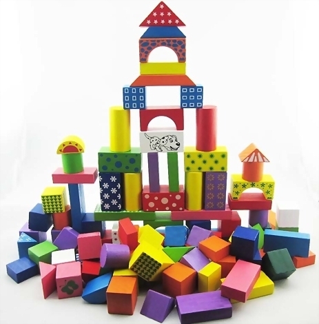 呈IP与AI双轮驱动的三维网络