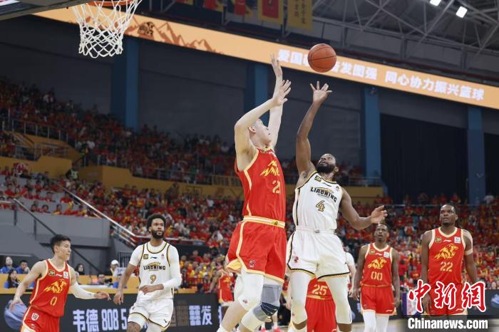 广厦首战109-90击败辽宁，辽宁外线哑火难阻先下