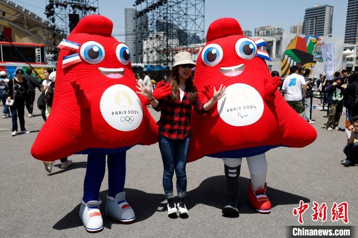 上海黄浦江畔上演奥运资格赛 新兴项目点燃城市