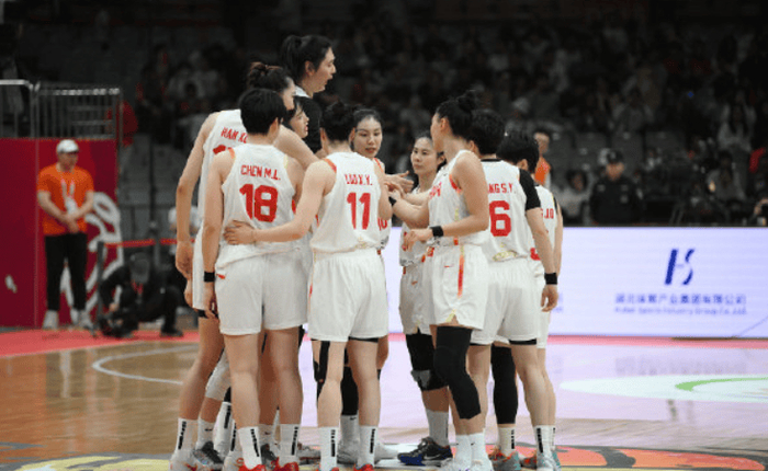 中国女篮迎战巴西争夺世界杯席位 阵容磨合与排