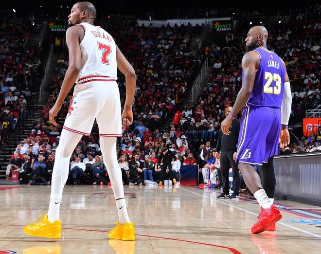 火箭0-2落后湖人杜兰特复出难救主 乌度卡遭质疑