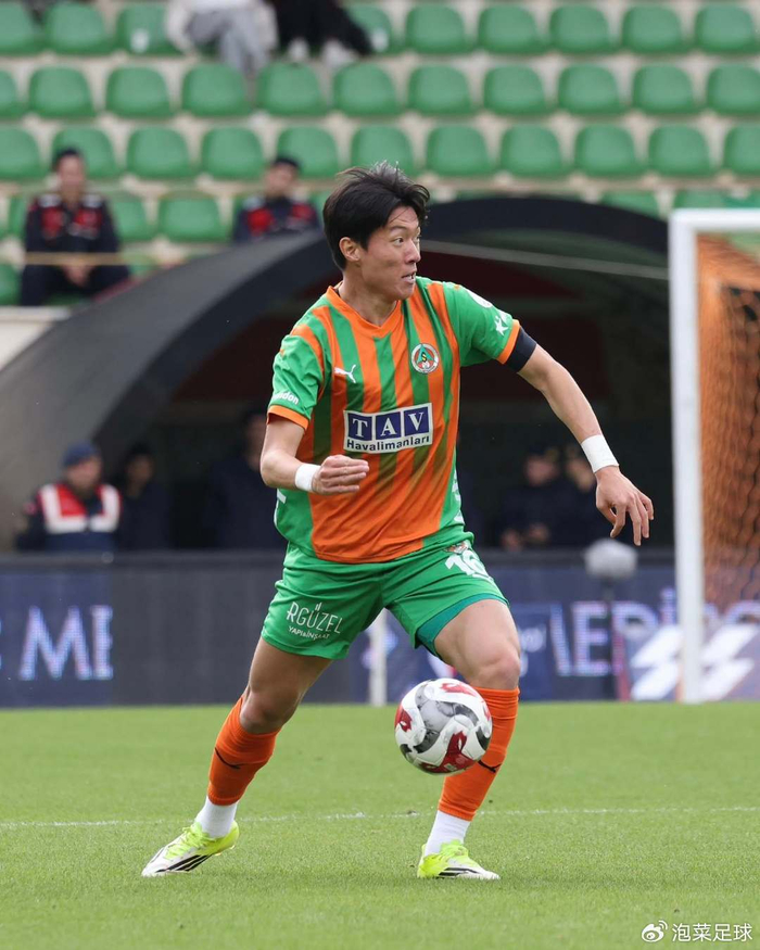 黄仁范伤情无碍世界杯 韩国战袍首秀欧洲赛场
